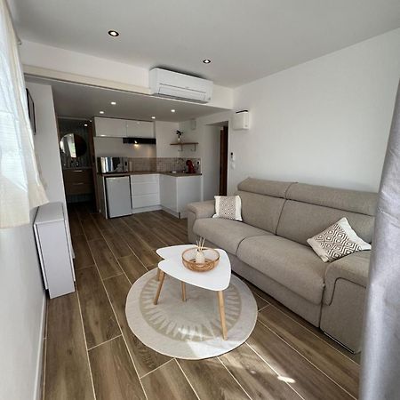 Appartement T2 Avec Jardin Puget-sur Argens Exterior photo
