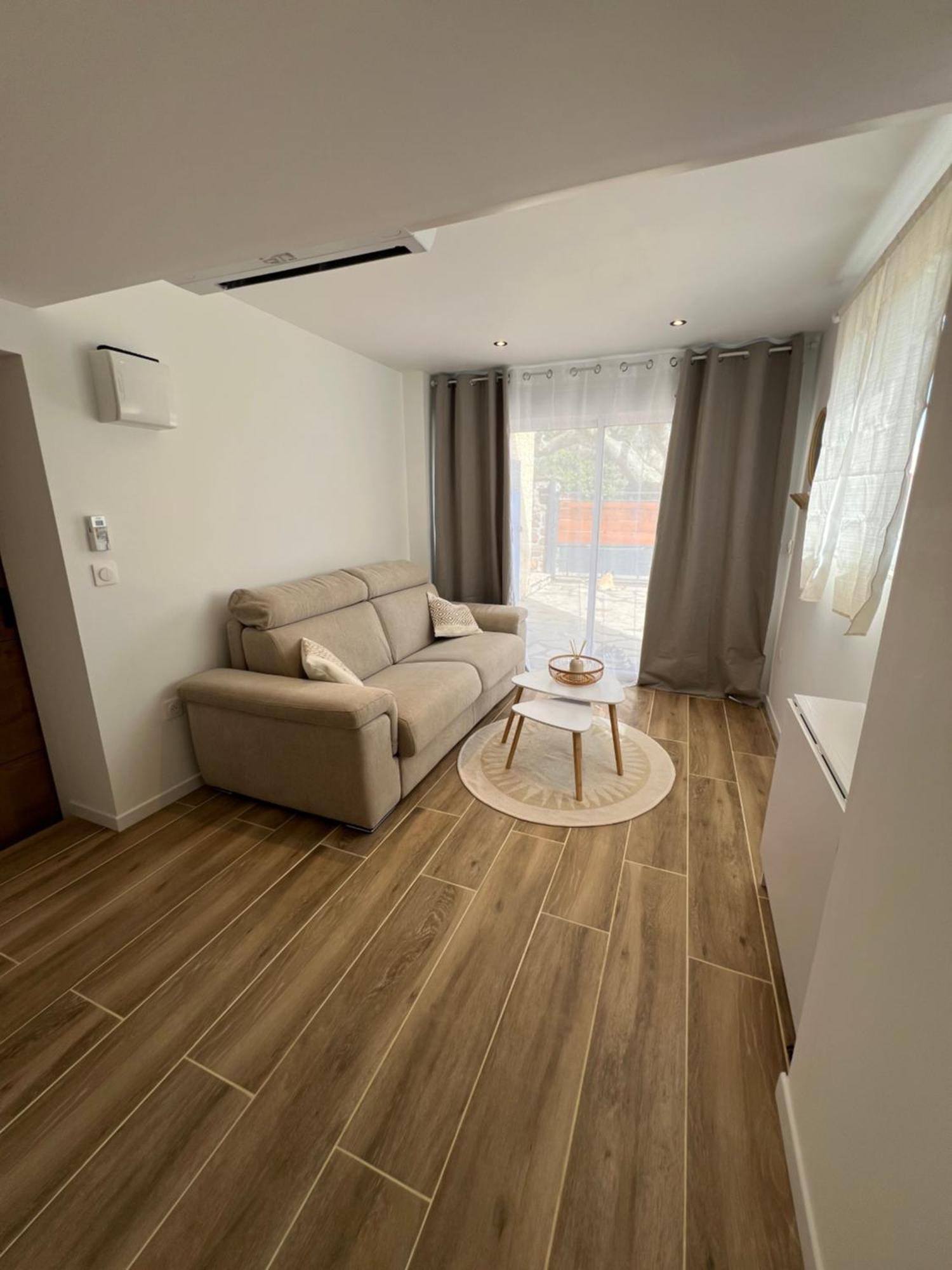 Appartement T2 Avec Jardin Puget-sur Argens Exterior photo