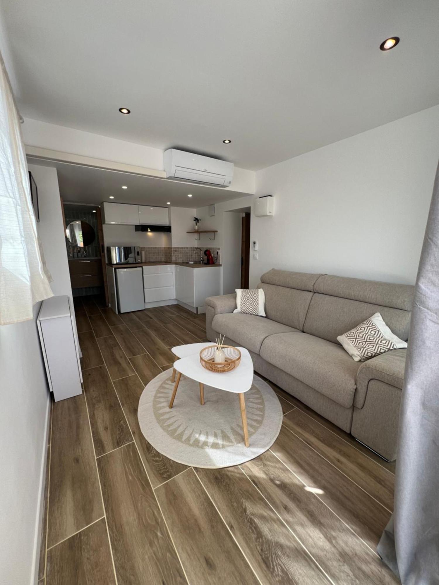 Appartement T2 Avec Jardin Puget-sur Argens Exterior photo